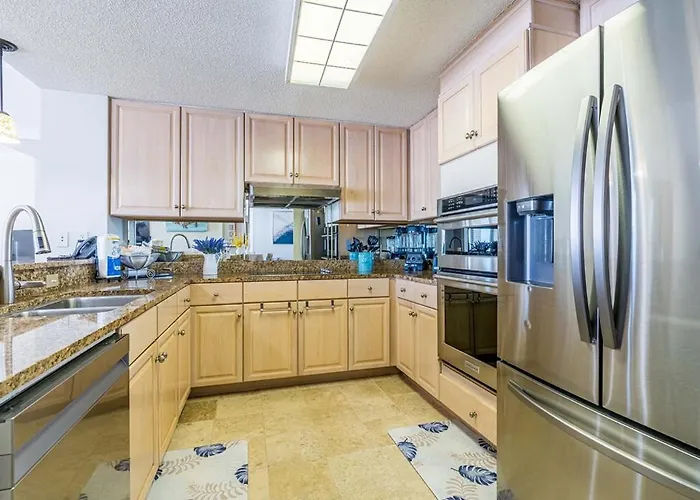 Apartment Club 1705b By Youngs Suncoast