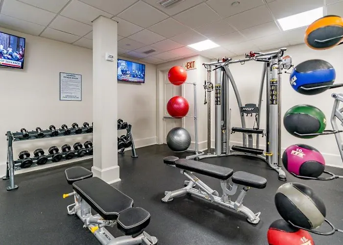Apartment Club 1705b By Youngs Suncoast *